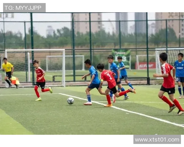 聚焦绿茵未来足球星探团探寻少年球员崛起之路